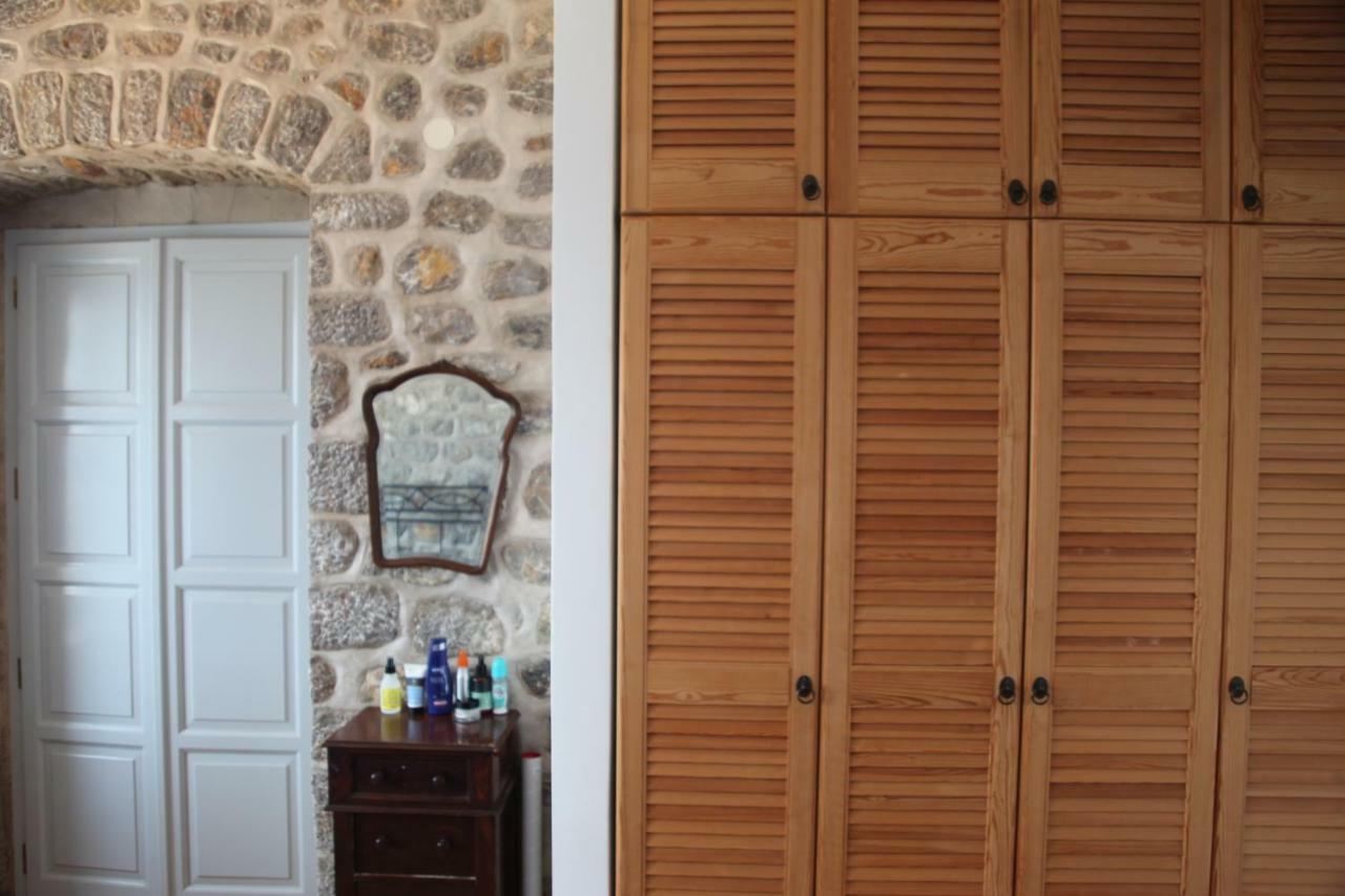 Alkioni Stone House Villa ไฮดรา ภายนอก รูปภาพ